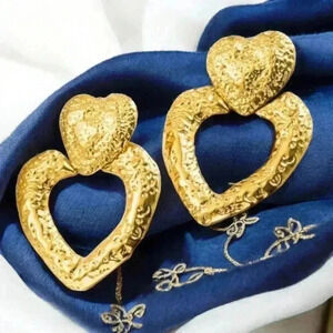 🆕️Trendy 18K Gold Plated Double Heart Statement Fashion Modern Earrings 💛